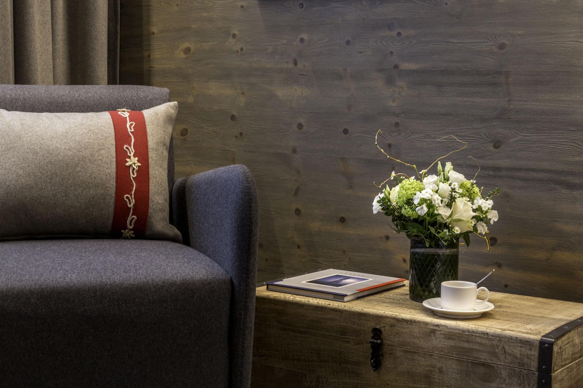 Edelweiss Manotel Geneva Ngoại thất bức ảnh