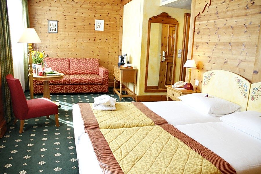 Edelweiss Manotel Geneva Ngoại thất bức ảnh